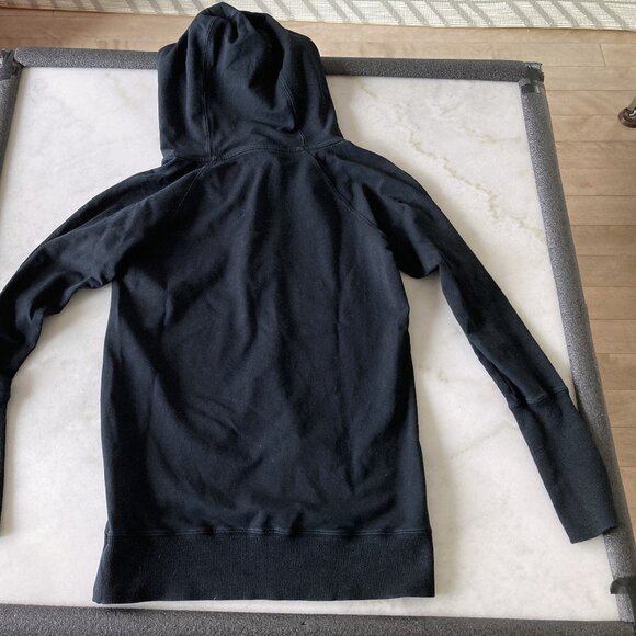 Lululemon Feel The Love black hoodie / pullover / hooded sweatshirt, 1/4 zip - Picture 6 of 6